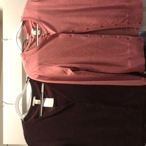 Cardigan sweater/short sleeve shirt combo.